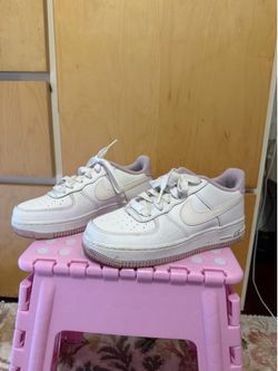 NIKE AIR FORCES
