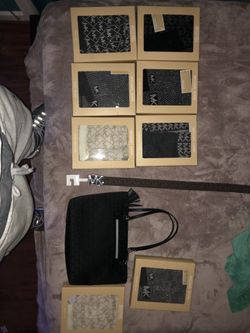 MICHAEL KORS PURSE/ scarf and Beenie gift sets