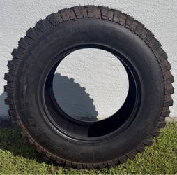 LT37x12.50R20 Tire
