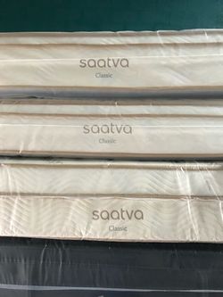 Queen size Saatva Eurotop mattress$499.financing available no credit needed