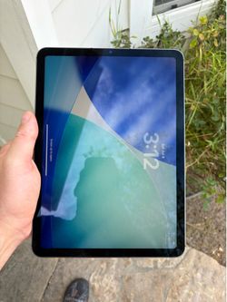 iPad Air 5th Gen 10.9 inch M1 processor WiFi plus cellular