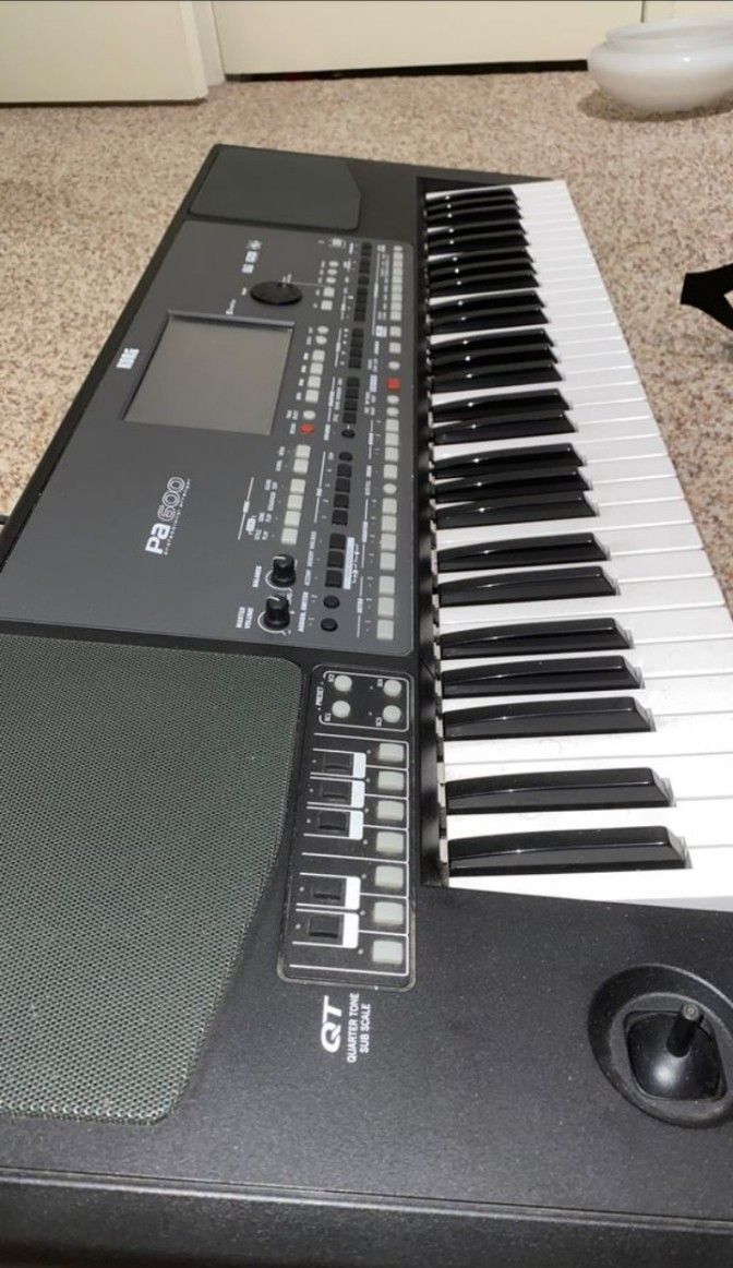 Keyboard PA 600