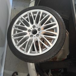 20in Bmw Rim With Run Flat Tire