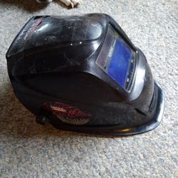 VIKING. AUTOMATIC WELDING. HELMET. SERIES  1840.  ADF.    90 BUCK'S