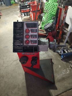 Snap on tire balancer