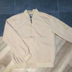 Jacket / Sweater 🥼