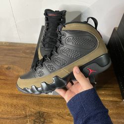 Olive 9s 