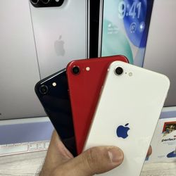 iPhone SE 3 - Factory Unlocked 
