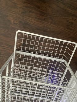 4 compartment wire basket