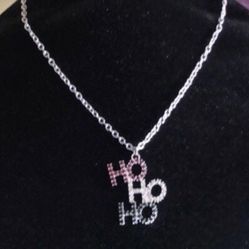 Elegant Christmas Necklace 