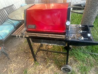 Red Weber gas grill