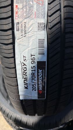 Hankook Kinergy ST 205/70R15 96T Tire