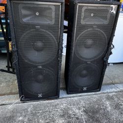 Speaker and Soundboard Set 