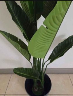 *** JUST REDUCED *** 6.5ft Faux Bird of Paradise in a 12in (Diameter) Blue Planter @ Lasting Creations