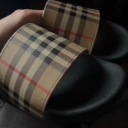 Burberry Slides Checker Pattern 