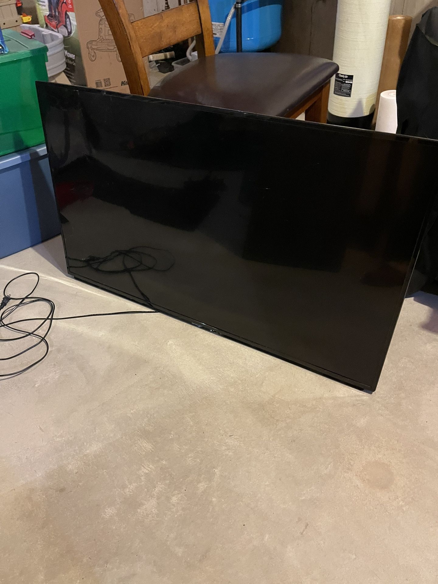 TV - Broken Screen 55”