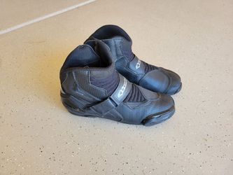Alpinestars motorcycle riding shoes