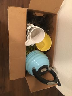 Mugs,glass cups,soup bowls,coffee kettle