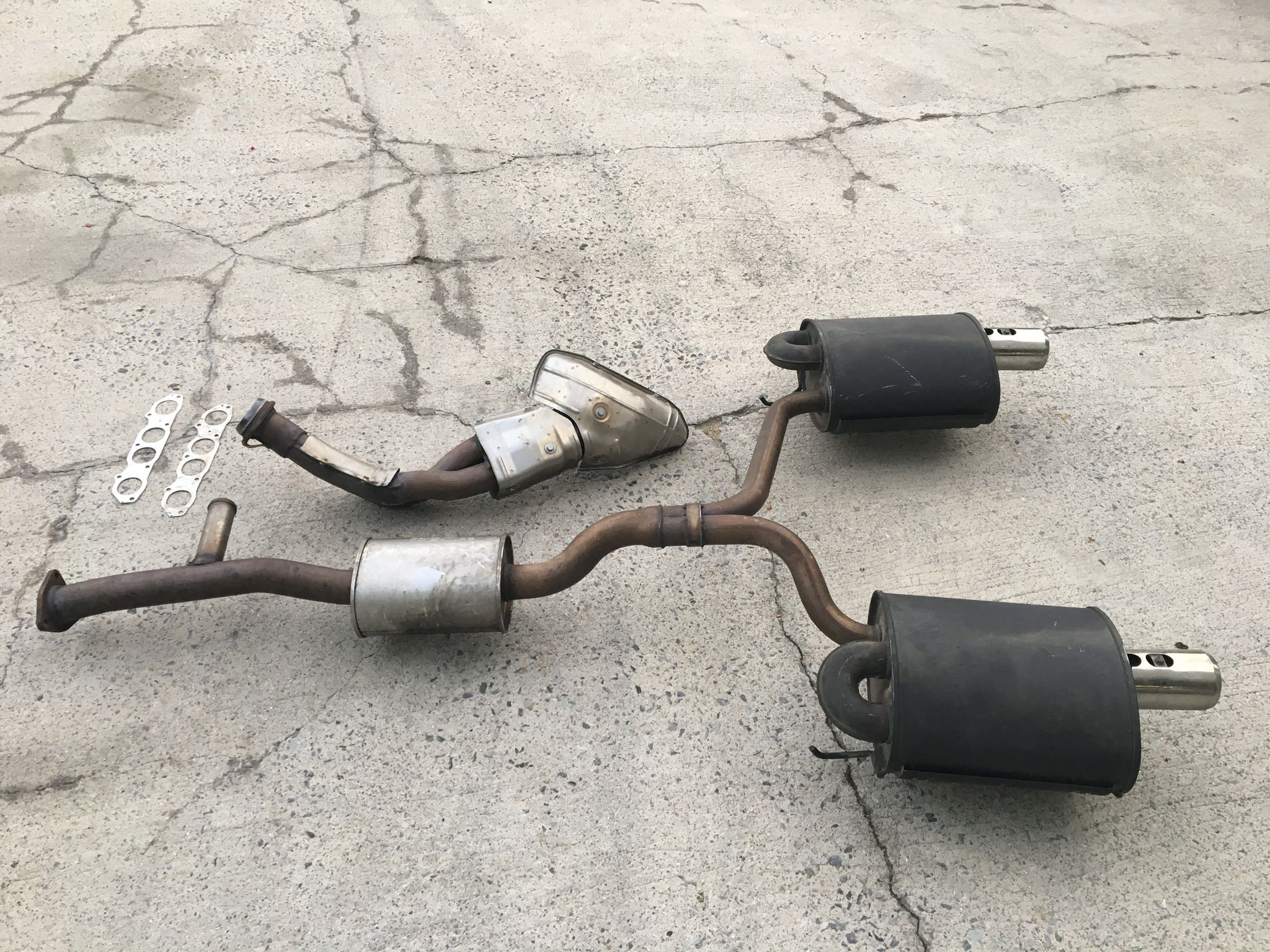 Honda S2000 Exhaust Manifold And More
