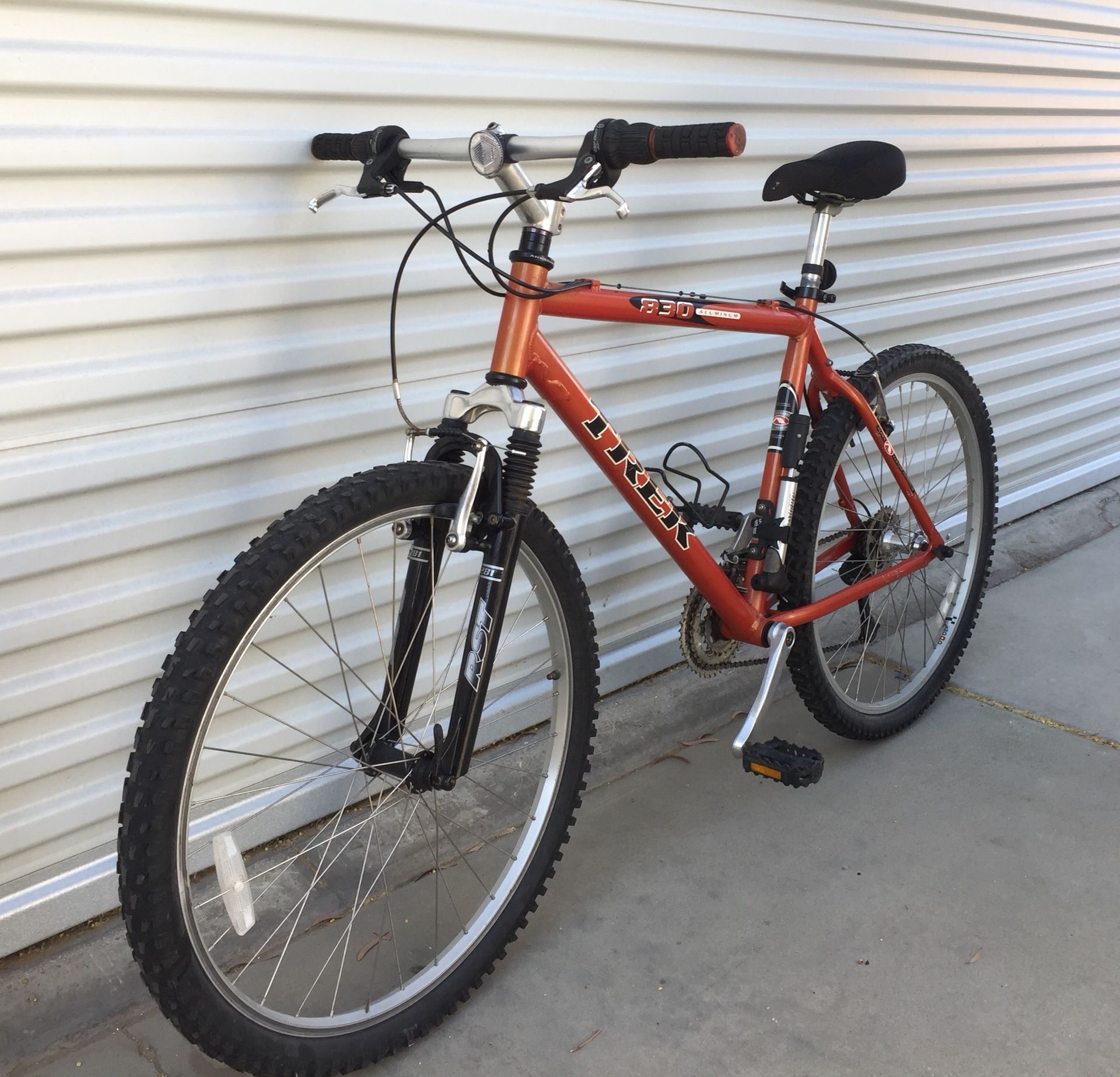 Trek 830 aluminum new arrivals