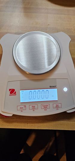 Ohaus SPX222 Precision Scale 220g