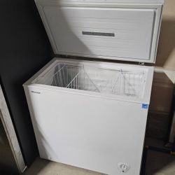 Freezer Chest 7 Cubic Feet