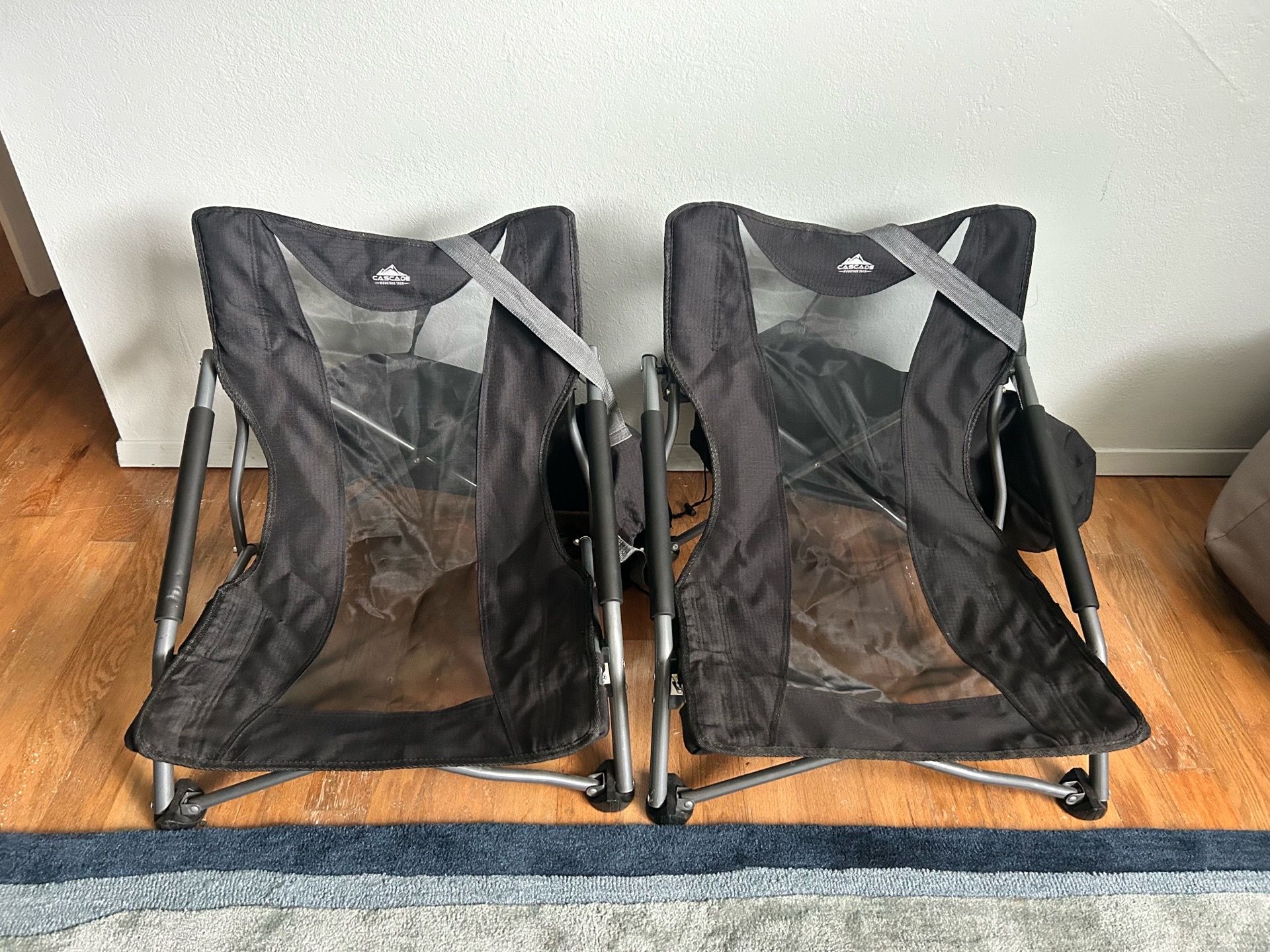 Low profile camp chairs