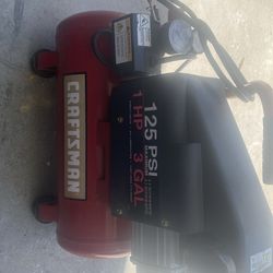Craftsman 125 PSI - 1 HP  3 GAL air compressor
