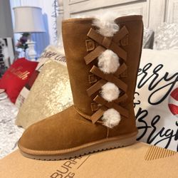 Brand New Koolaburra By UGG 