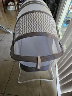 Dream On Me Karley Bassinet, Award Winner Lightweight Travel Baby Bassinet, Foldable Bedside Sleeper, Adjustable Double Canopy, Spacious Design, Soft