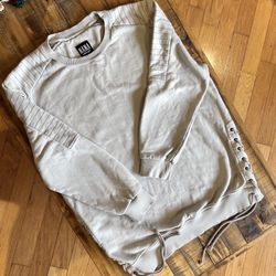 nANA judy - Men’s Beige Crewneck Sweater