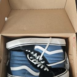 Men's Blue And White Sz9