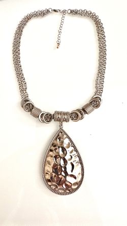 Silver Pendant Necklace