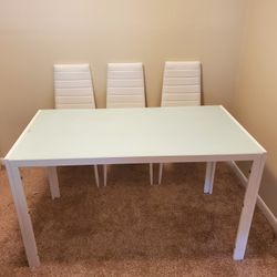Dining Table Set 