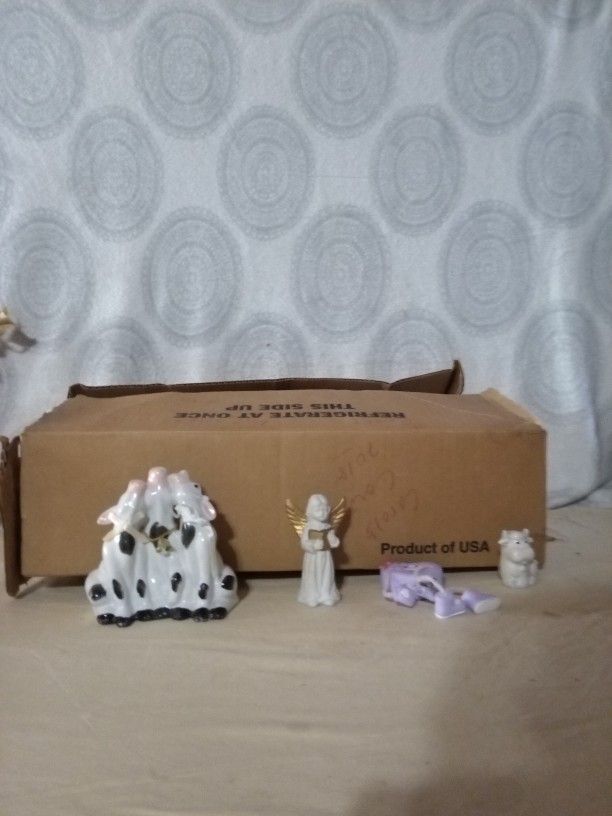 Assorted Ceramic Cows And  Assorted Ceramic Collection 