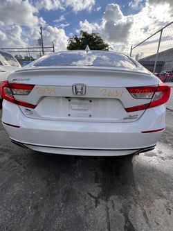 Bumper Trasero 2018 2022 HONDA ACCORD REAR BUMPER ASSEMBLY