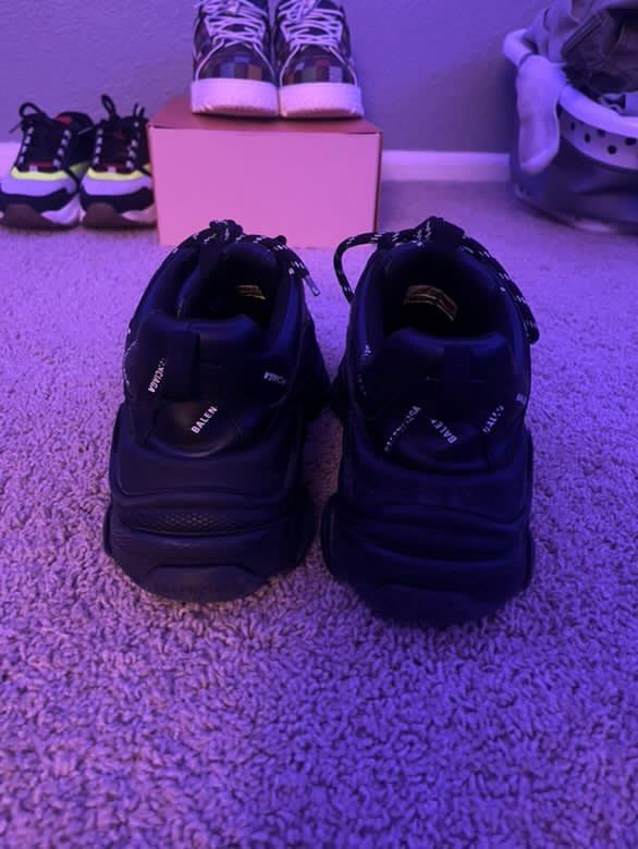 Balenciaga Tracks Black Size 42 Size9