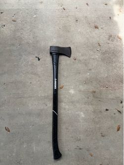 Husky 3.5lbs axe 🪓