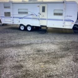 02 Keystone 28 Feet Bunkhouse Camper