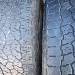 PAR 275)65)20 $ 65 POR EL PAR BOTH FOR $65 ( OBO