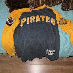Vintage Pirates Shirt 