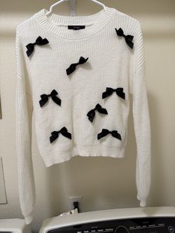 Forever 21 Sweater Girls Size medium