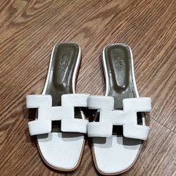 Hermes Sandals