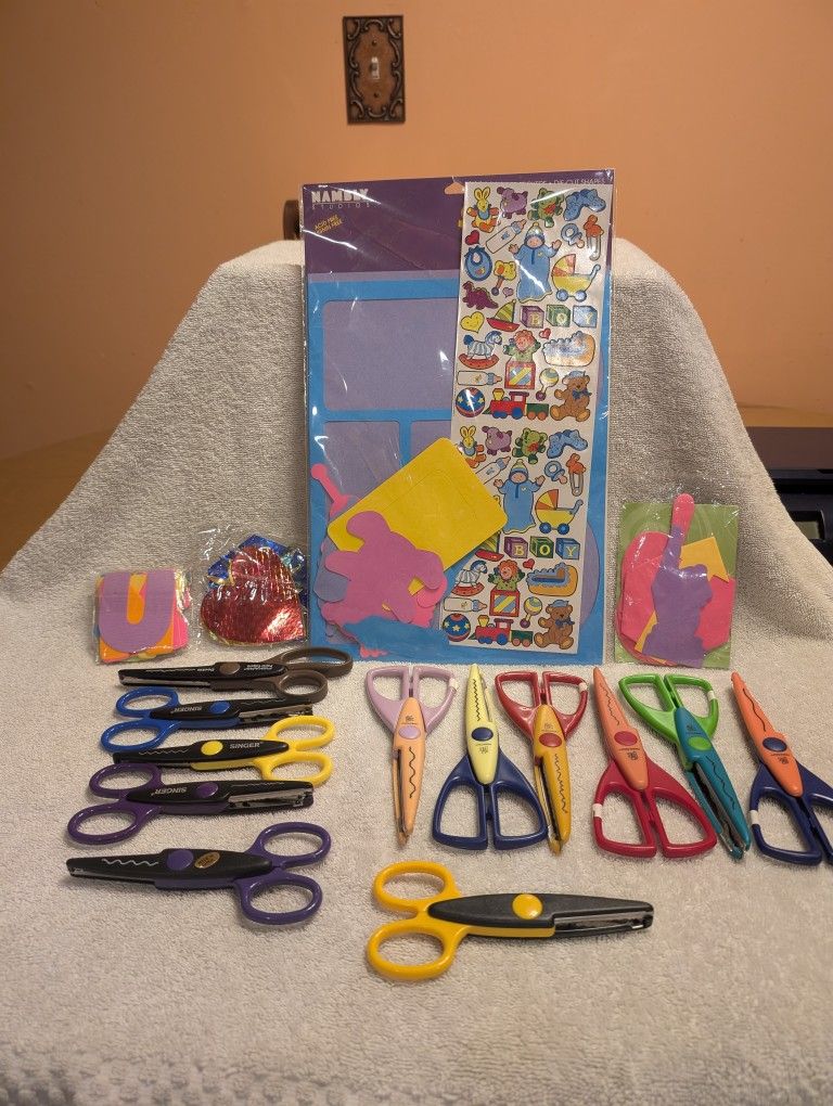 Lot of 12 Craft Scissors/ Scrapbook page Kit/decoration shapes, Never Used
