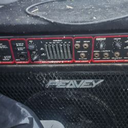 PEAVEY COMBO 115