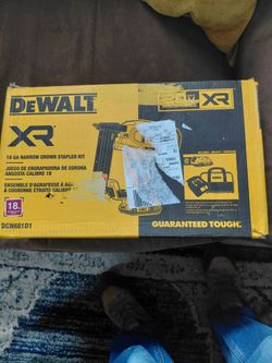 Dewalt 20v 18ga Crown Stapler kit