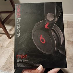 Beats Mixr