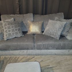 Clean, Modern & Eye‑Catching*** QUICK SALE***