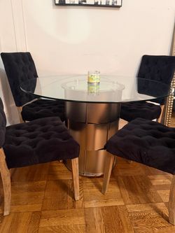 Circular Glass Dining Room Table