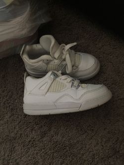 Pre school Jordan’s 10c